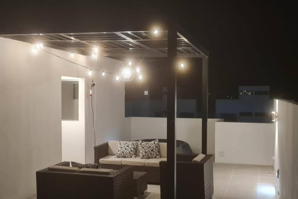 Ferienwohnung Bonito Penthouse Con Roof Garden Manzanillo Exterior foto
